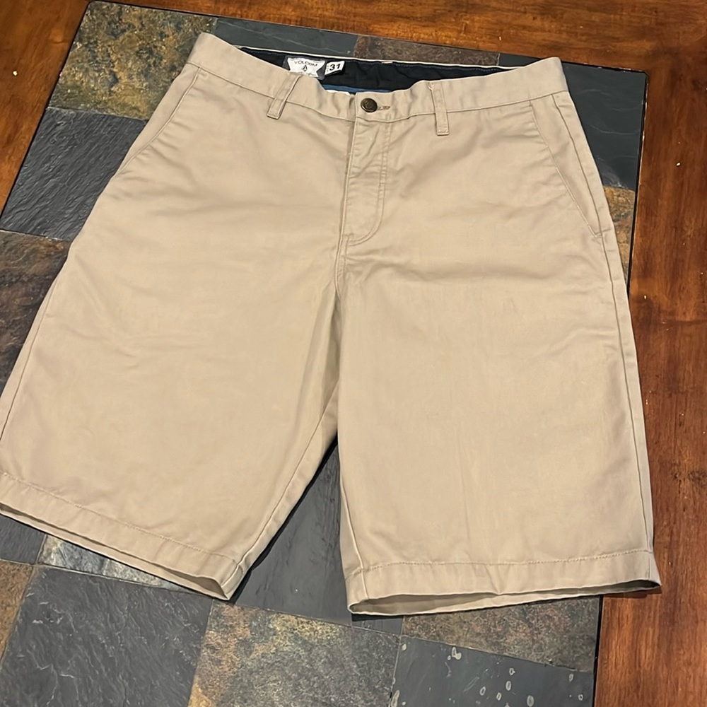 Volcom Men's Flat Front Shorts - Khaki